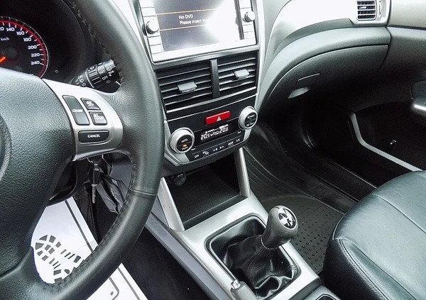 Subaru Forester cena 34900 przebieg: 252000, rok produkcji 2011 z Przysucha małe 497